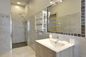 Lion Apartments - Haffnera 19