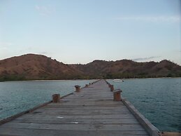 Puri Komodo Resort