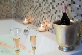 Castello di Pontebosio Luxury Resort