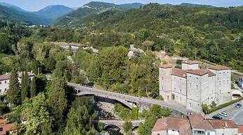 Castello di Pontebosio Luxury Resort