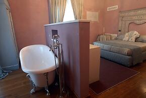 Castello di Pontebosio Luxury Resort