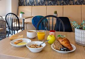 B&B HOTEL CHARTRES Océane