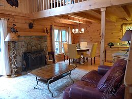 Horseshow Hideaway – Pet Friendly Cabin, 7 Minutes to TIEC