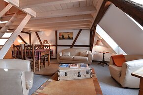 La Cour des Nobles