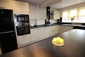 Plawsworth Aparthotel