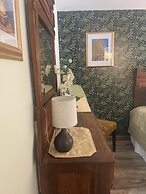 Back Inn Time Bed & Breakfast