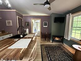 Back Inn Time Bed & Breakfast