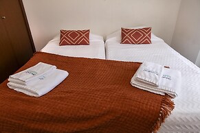 B04 - Luxury 2 bed with top terrace pool by DreamAlgarve
