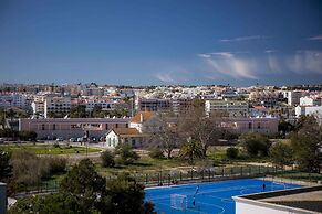 B04 - Luxury 2 bed with top terrace pool by DreamAlgarve