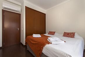 B04 - Luxury 2 bed with top terrace pool by DreamAlgarve