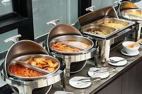 SureStay Plus Hotel by Best Western Sukhumvit 2