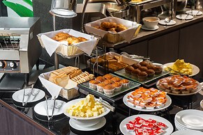 SureStay Plus Hotel by Best Western Sukhumvit 2