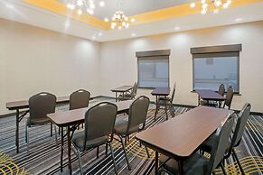 La Quinta Inn & Suites by Wyndham Ponca City