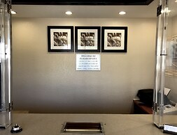 Whistling Pines - Daily & Extended Stay, Elizabeth City