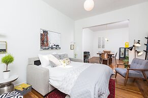 Applewood Suites - Queen West