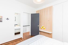 Applewood Suites - Queen West