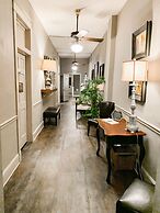 The Loft on the Square Guest Suites