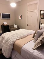 The Loft on the Square Guest Suites