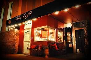 The Loft on the Square Guest Suites
