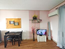 Salmon Village Pension