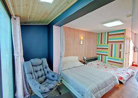 Salmon Village Pension