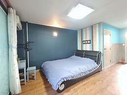 Salmon Village Pension