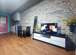 Salmon Village Pension