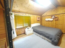 Salmon Village Pension