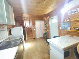 Salmon Village Pension