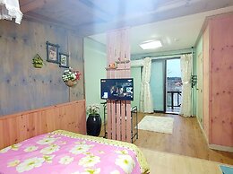 Salmon Village Pension