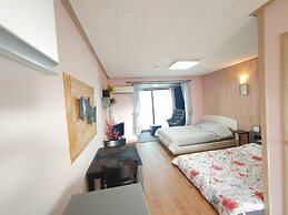 Salmon Village Pension