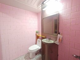 Salmon Village Pension