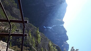 Salmon Village Pension