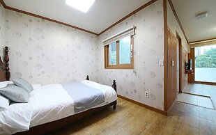 Gangneung Way to Gyeongpodae Pension