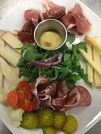 The Inn At Warm Springs