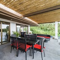 Villa Rich Seaview