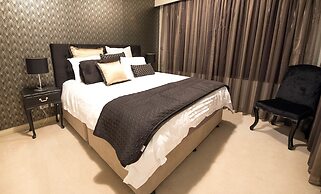 Darling Harbour Getaway