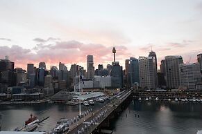 Darling Harbour Getaway
