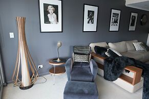 Darling Harbour Getaway