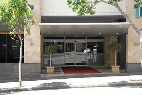 Darling Harbour Getaway