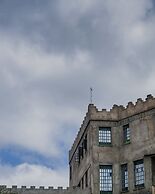 The Old Kings Lodge and Resort