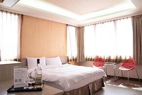 West Hotel