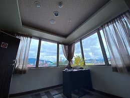 West Hotel