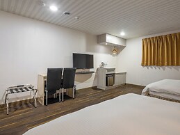 West Hotel