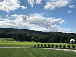 Inn at Springfield Manor