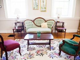 Inn at Springfield Manor