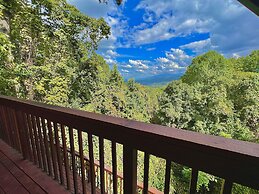 Bearly Hidden Ridge 5 Bedroom Cabin by RedAwning