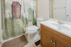 Bearly Hidden Ridge 5 Bedroom Cabin by RedAwning