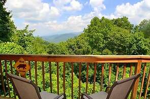 Bearly Hidden Ridge 5 Bedroom Cabin by RedAwning