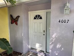 Coconut Palms Townhome 2 Bedroom Townhouse by RedAwning